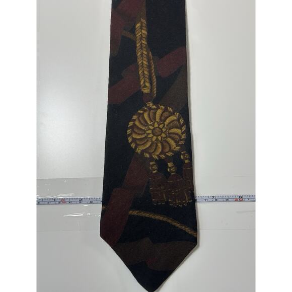 Vintage Camden Court Men’s Tie Black Gold Floral Medallion Geometric 80s 90s USA - Picture 3 of 6